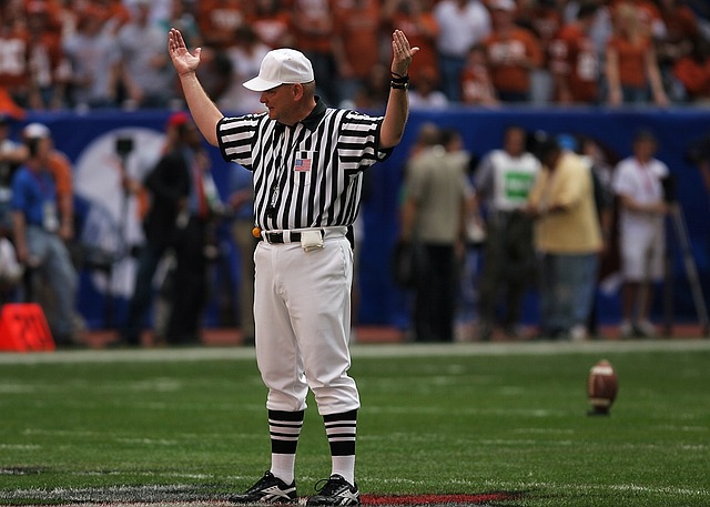 Referee asking difference between faab and waiver wire priority